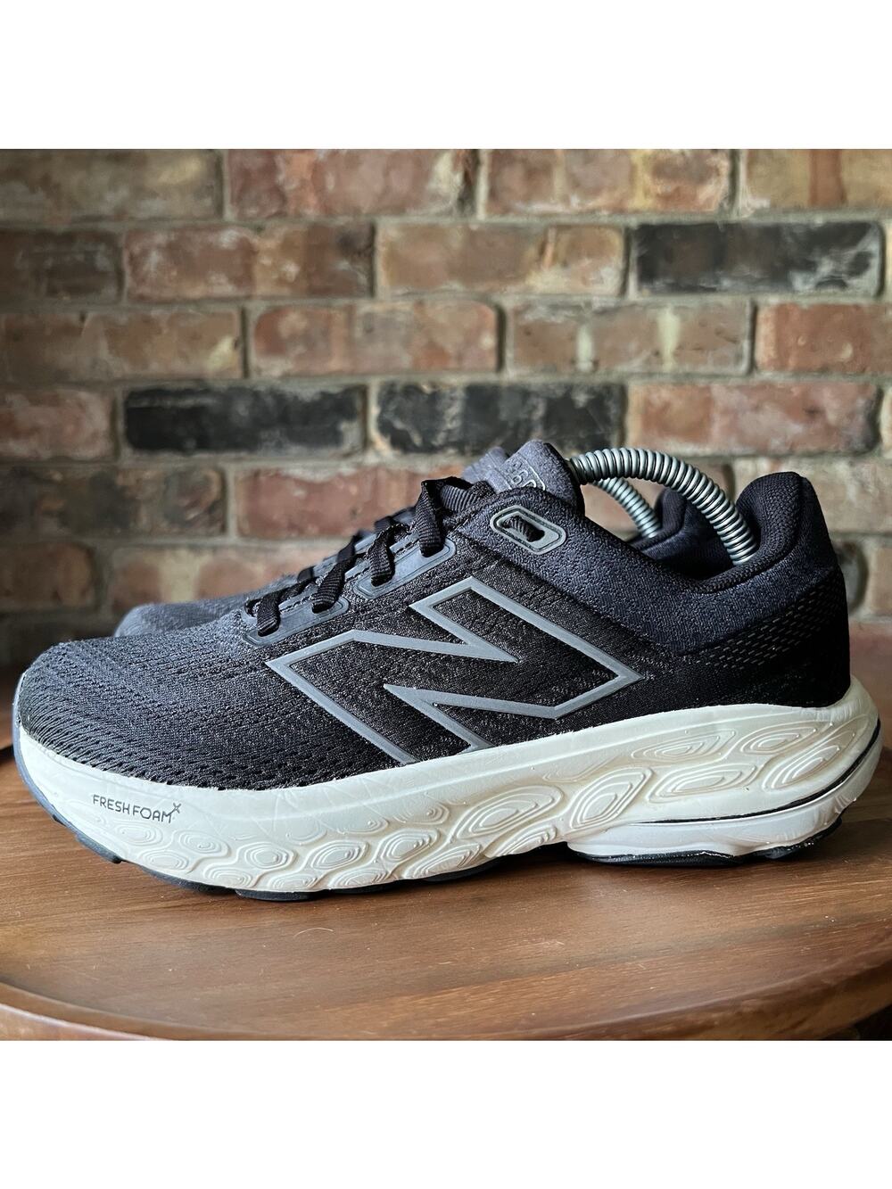 New Balance Fresh Foam X 860v14 Black White Cushioned Women's 6.5 Shoes Sneakers